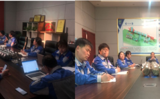 努力工作，健康生活，艾灸培訓(xùn)中